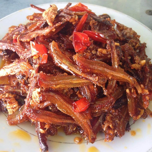 Chế phát triển thành thô cá đù 1 nắng và nóng ăn là nghiện