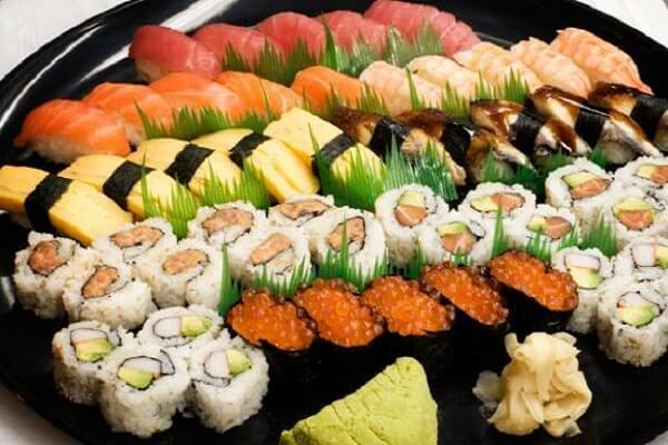 Kimbap Hàn Quốc và Sushi Nhật Bản khác nhau như thế nào?