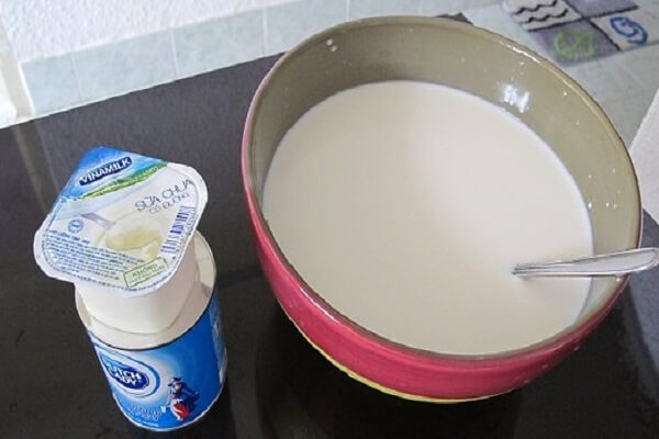 2 Cách Làm Yaourt Dẻo Ngon, Mềm Mịn, Béo Ngậy Hấp Dẫn