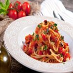 Đậm đà hương vị và bổ dưỡng với cách làm mì spaghetti sốt cà chua