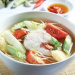 Cá bông lau nấu măng chua thơm mát cho buổi trưa hè