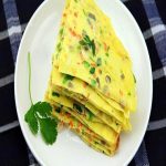 Cách làm bánh trứng chiên rau củ siêu ngon cho bé