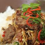 Đơn giản với cách thực hiện món thịt bò xào xả ớt cay nồng