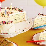 Làm bánh kem sinh nhật tại nhà