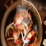 Ngon cơm đúng chuẩn với cách làm cá dứa kho tộ