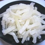 Cách làm mứt bí đao ngòn ngọt giòn giòn