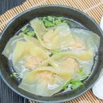 Học cách làm hoành thánh ăn là ghiền