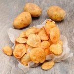 Cách làm khoai tây lắc thơm ngon ngất ngây con gà tây