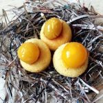 Thú vị với cách làm bông lan trứng muối mini dễ thương