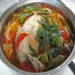 Cách nấu canh măng cá chua chua ngọt ngọt hấp dẫn