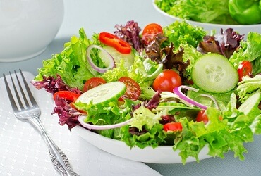 9 cách làm salad rau trộn giảm cân đẹp da tốt cho sức khỏe