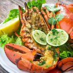 Tôm hùm nướng muối ớt cay cay, thơm thơm ai cũng mê tít